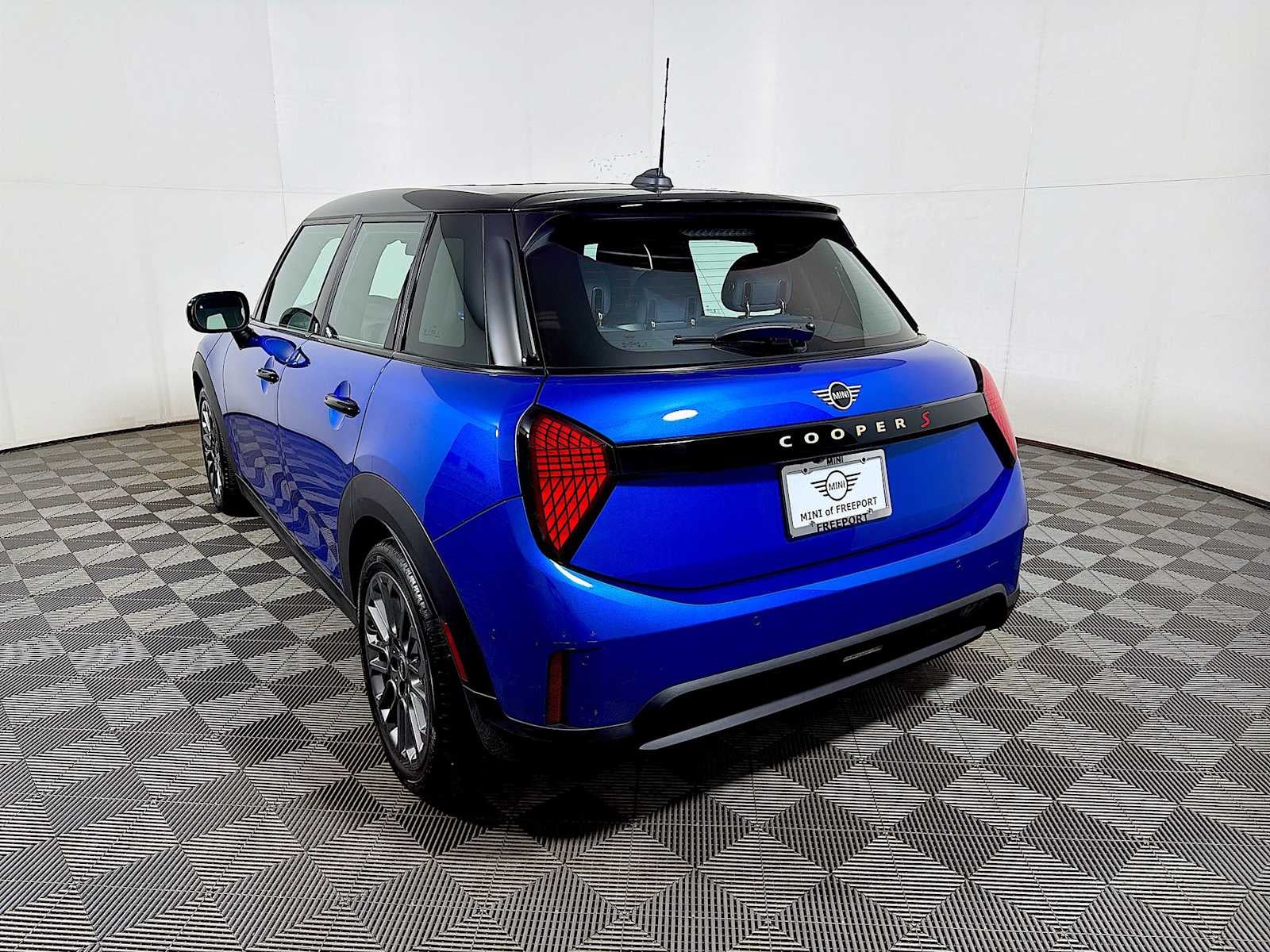 2025 MINI Hardtop 4 Door Cooper S FWD