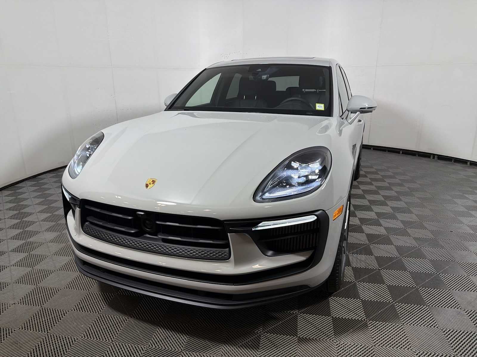 2026 Porsche Macan S AWD