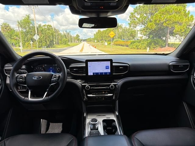 2023 Ford Explorer ST-Line