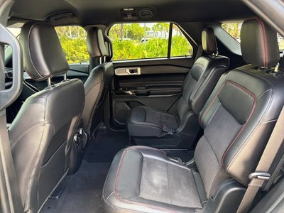2023 Ford Explorer ST-Line