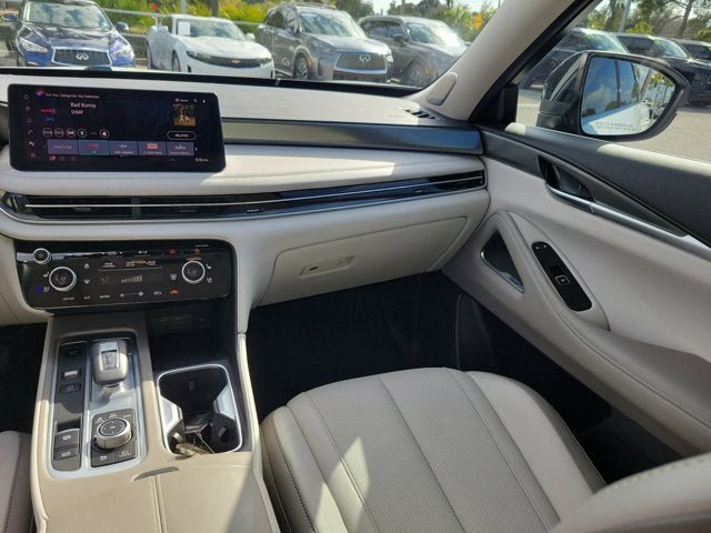 2026 INFINITI QX60 LUXE