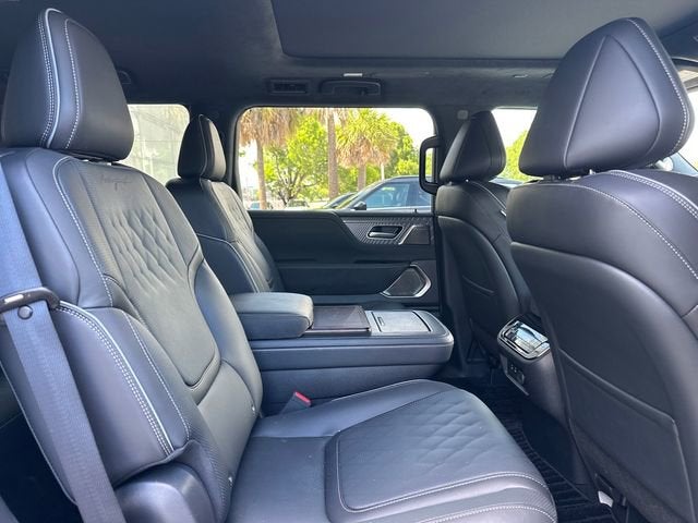 2025 INFINITI QX80 AUTOGRAPH
