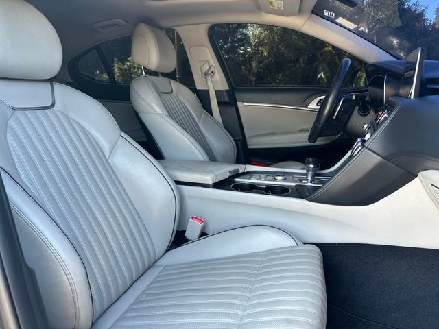 2020 Genesis G70 2.0T