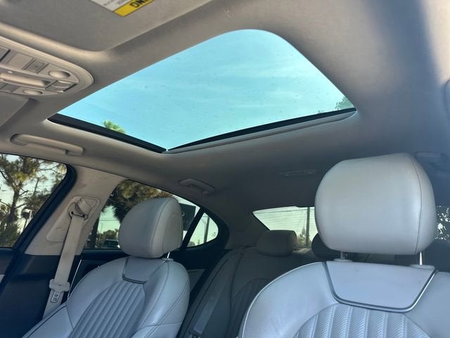 2020 Genesis G70 2.0T