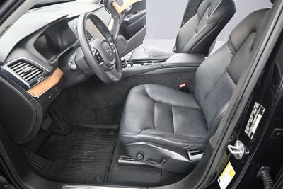 2023 Volvo XC90 B6 Core