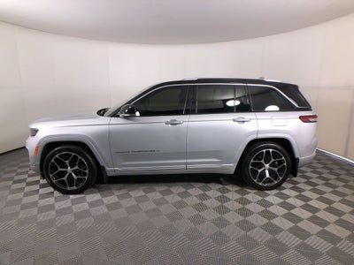 2022 Jeep Grand Cherokee Summit Reserve
