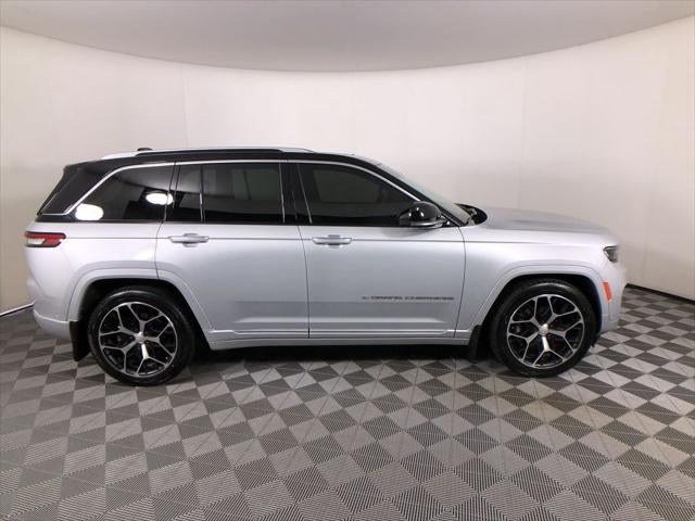 2022 Jeep Grand Cherokee Summit Reserve