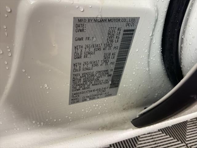 2025 Nissan Frontier SV