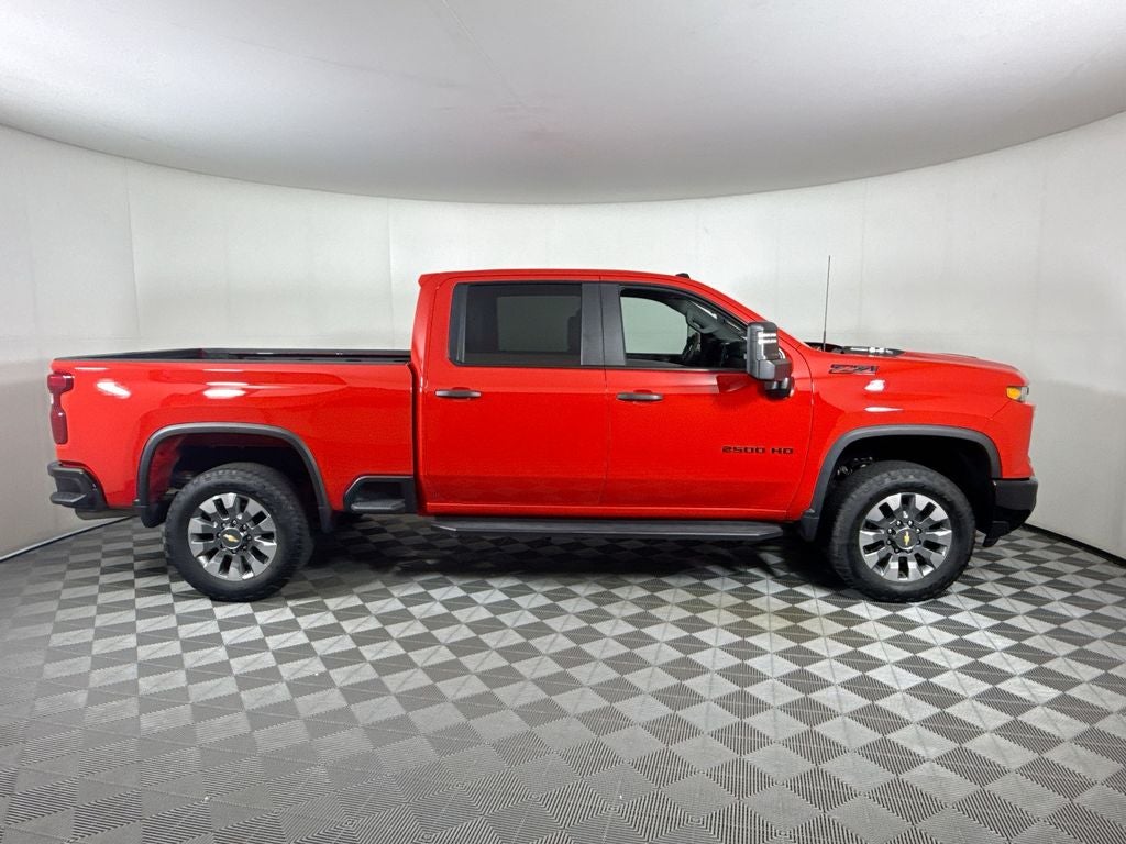 2024 Chevrolet Silverado 2500HD Custom