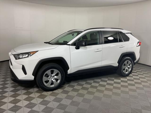 2020 Toyota RAV4 LE