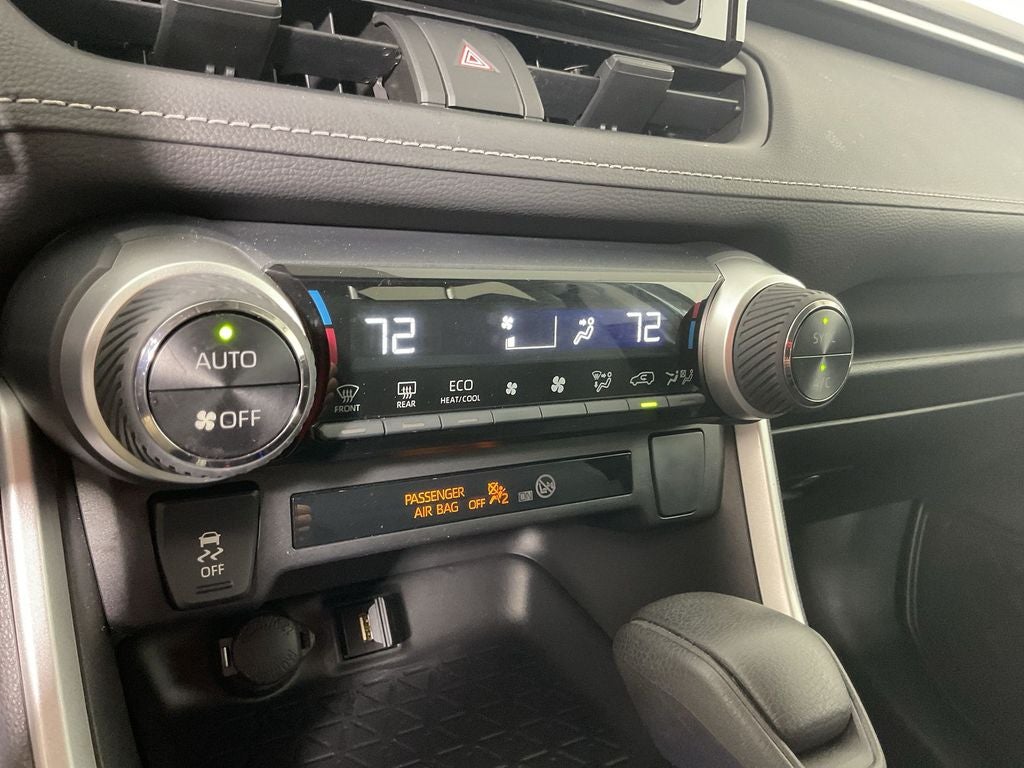 2022 Toyota RAV4 Hybrid LE