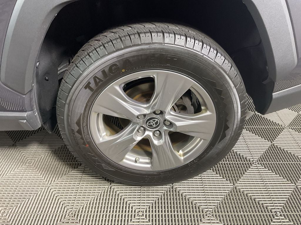 2022 Toyota RAV4 Hybrid LE