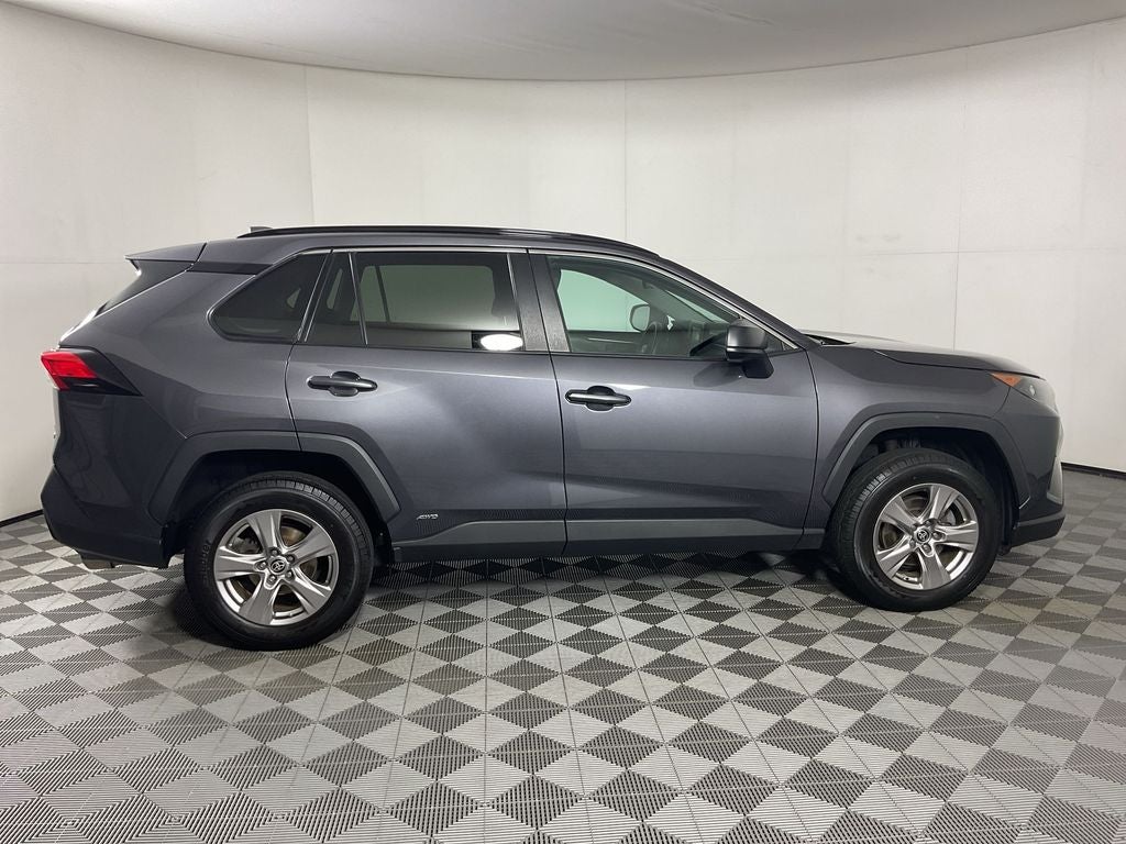 2022 Toyota RAV4 Hybrid LE