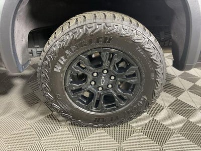 2025 Chevrolet Silverado 1500 ZR2