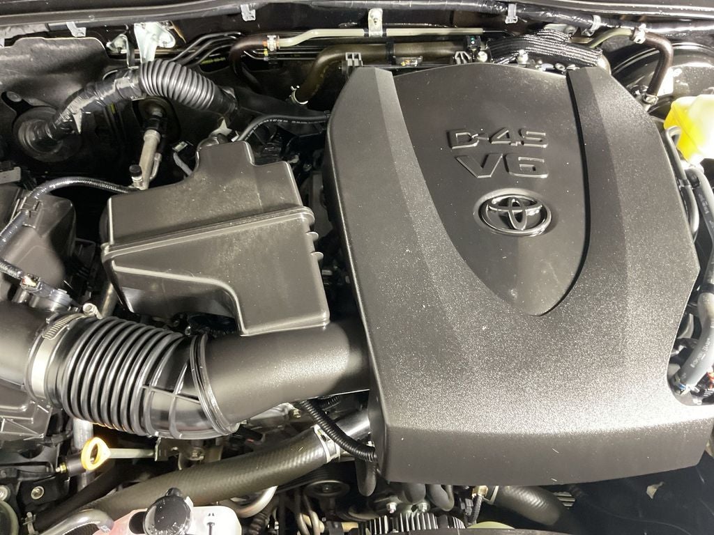 2023 Toyota Tacoma Limited V6