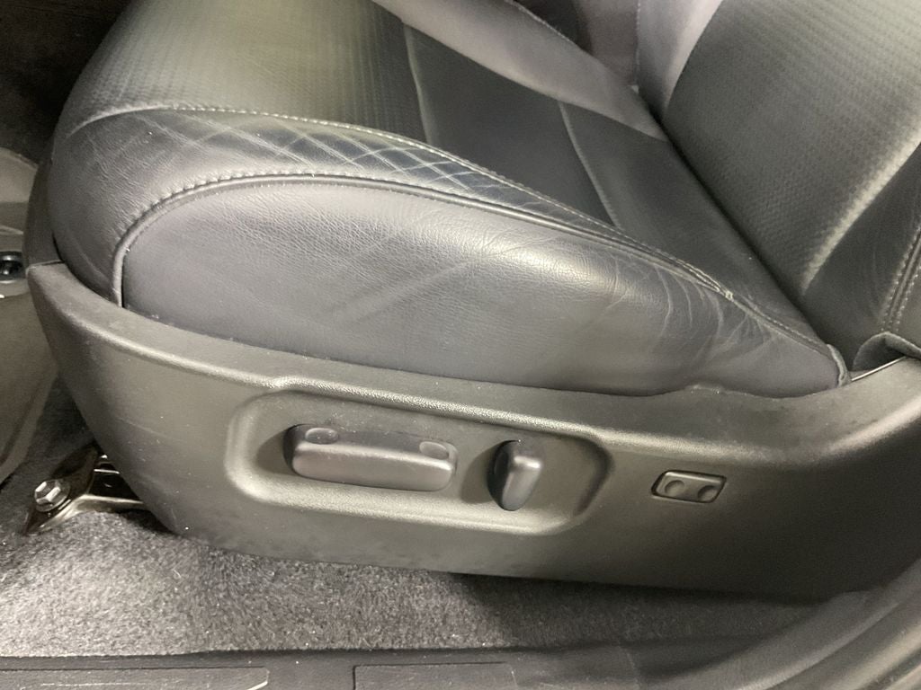 2023 Toyota Tacoma Limited V6