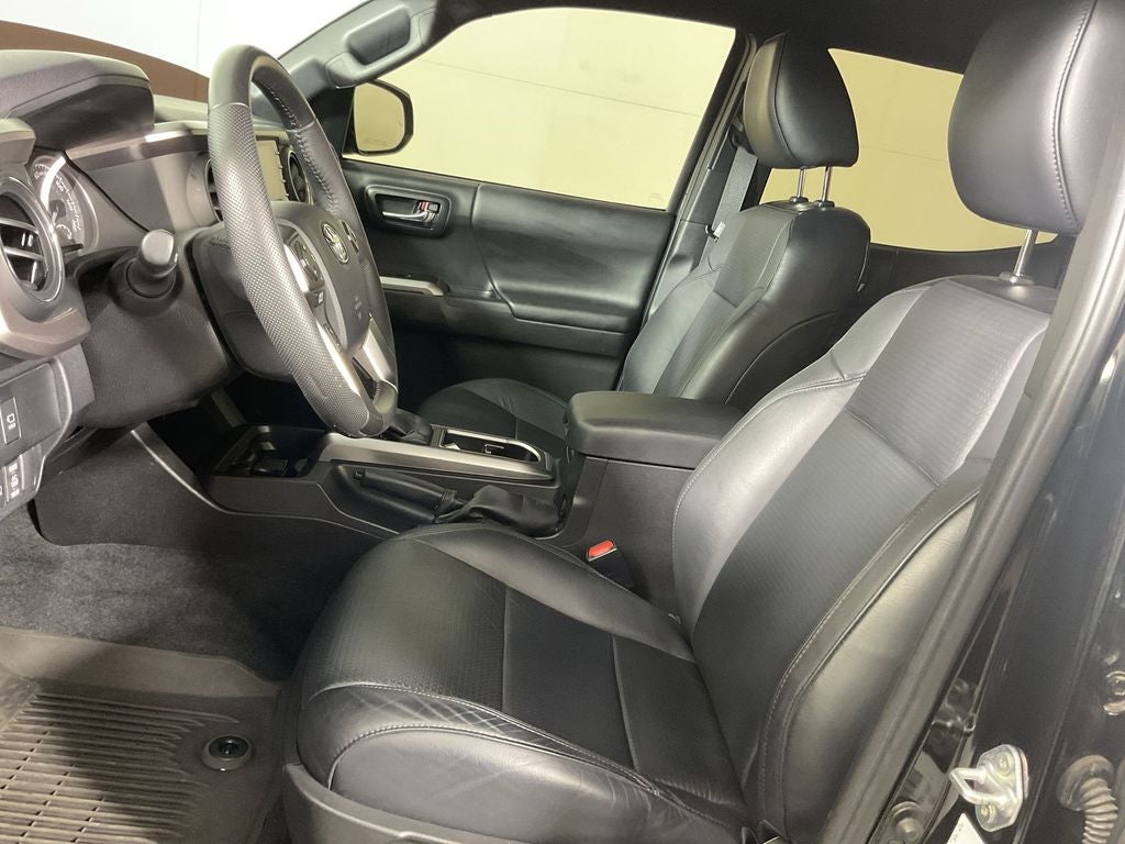 2023 Toyota Tacoma Limited V6