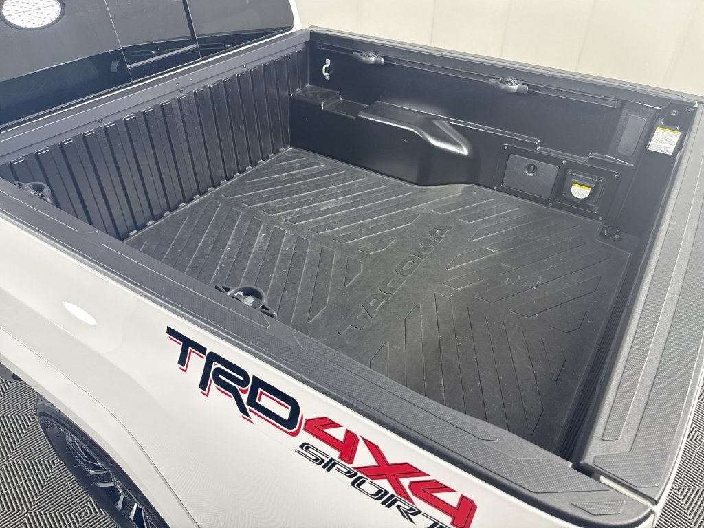 2022 Toyota Tacoma TRD Sport V6