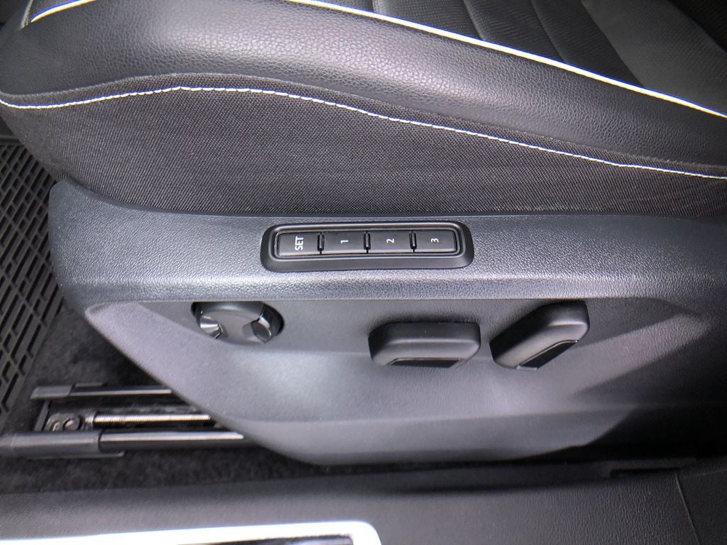 2024 Volkswagen Tiguan 2.0T SEL R-Line