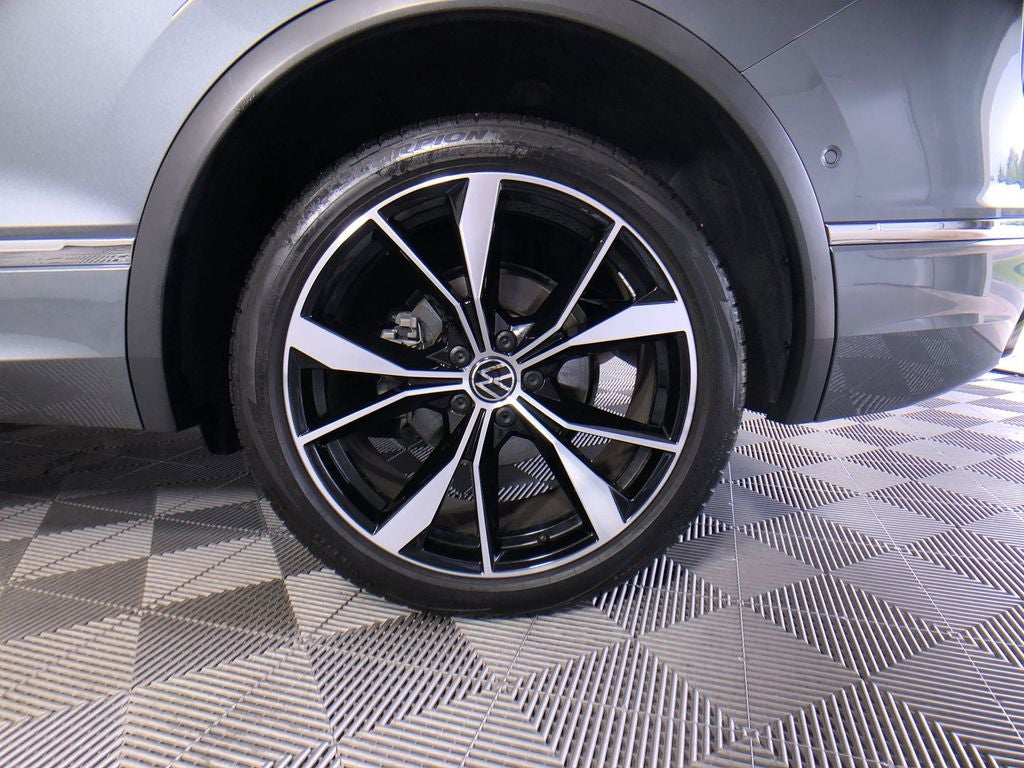 2024 Volkswagen Tiguan 2.0T SEL R-Line
