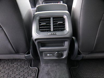 2024 Volkswagen Tiguan 2.0T SEL R-Line