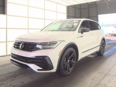 2023 Volkswagen Tiguan 2.0T SE R-Line Black