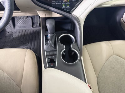 2022 Toyota Camry Hybrid LE