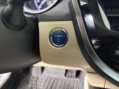 2022 Toyota Camry Hybrid LE