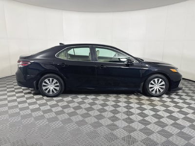 2022 Toyota Camry Hybrid LE