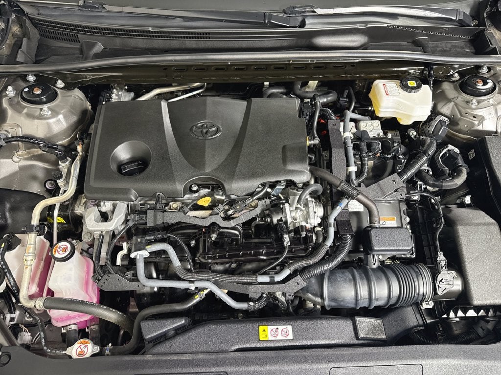 2023 Toyota Camry Hybrid LE