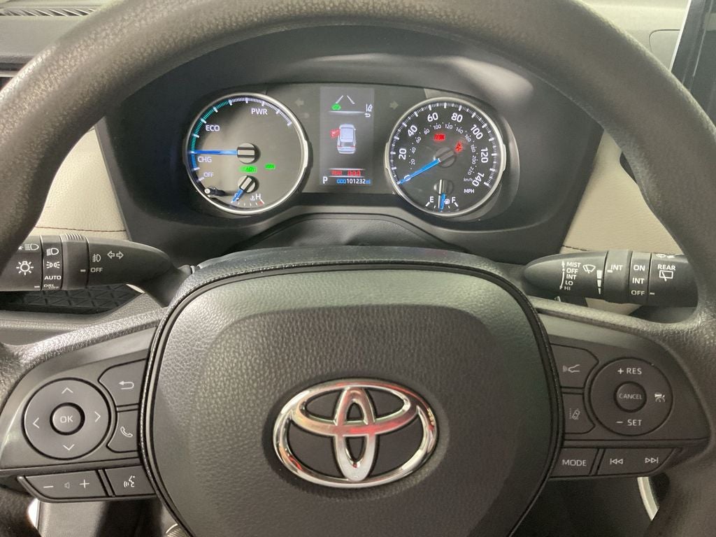 2020 Toyota RAV4 Hybrid XLE