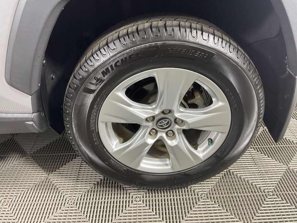 2020 Toyota RAV4 Hybrid XLE