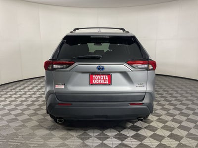 2020 Toyota RAV4 Hybrid XLE