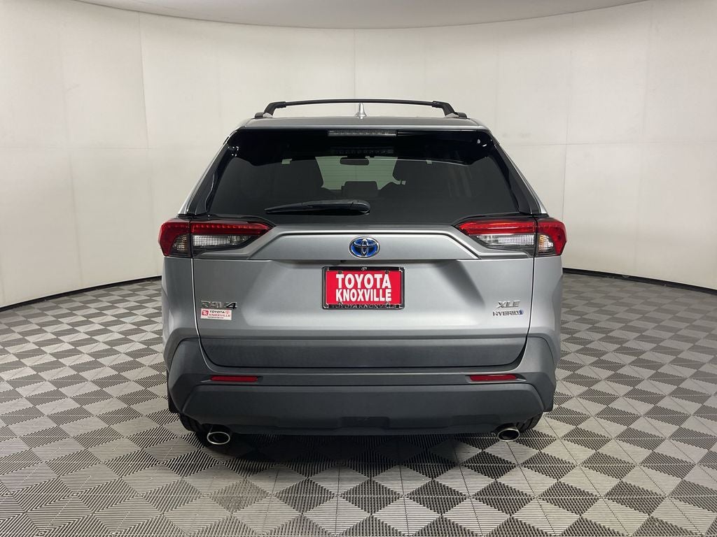 2020 Toyota RAV4 Hybrid XLE