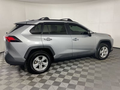 2020 Toyota RAV4 Hybrid XLE