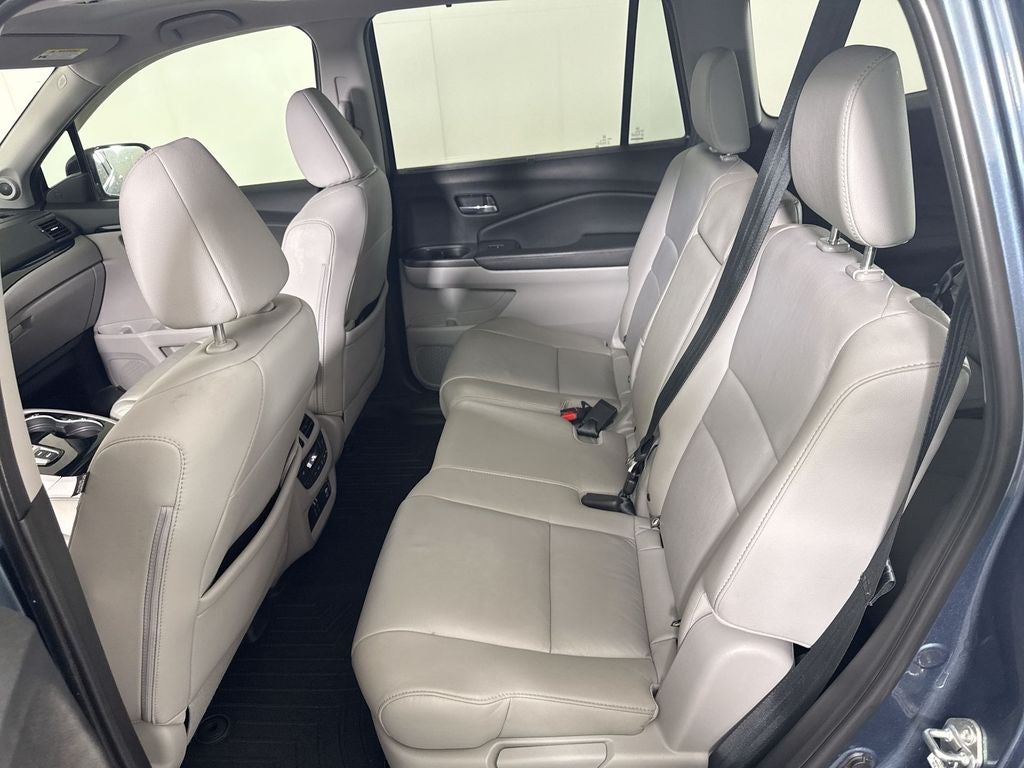 2019 Honda Pilot Touring 8 Passenger