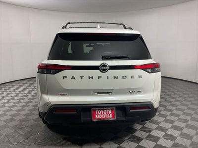 2024 Nissan Pathfinder SV