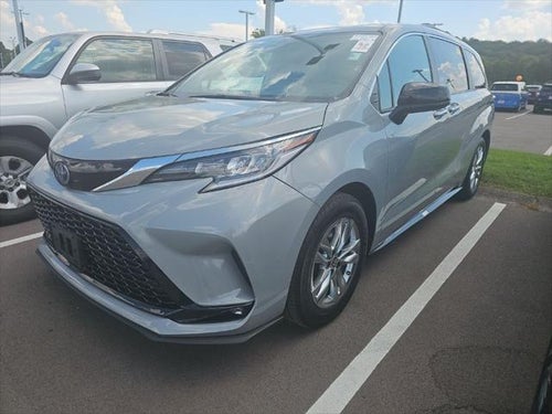 2024 Toyota Sienna XSE 7 Passenger