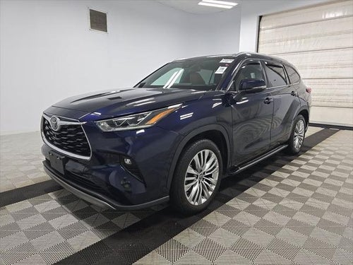 2023 Toyota Highlander Platinum