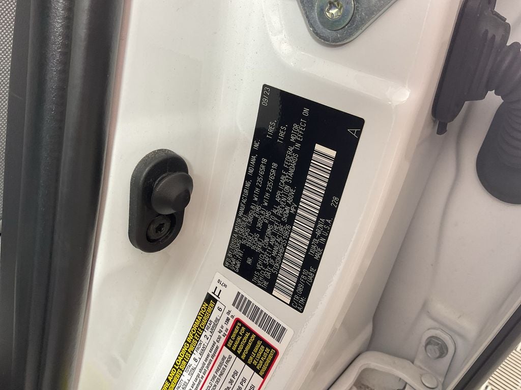 2023 Toyota Highlander L