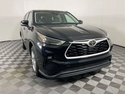2025 Toyota Highlander LE