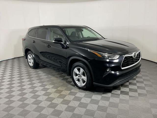 2025 Toyota Highlander LE