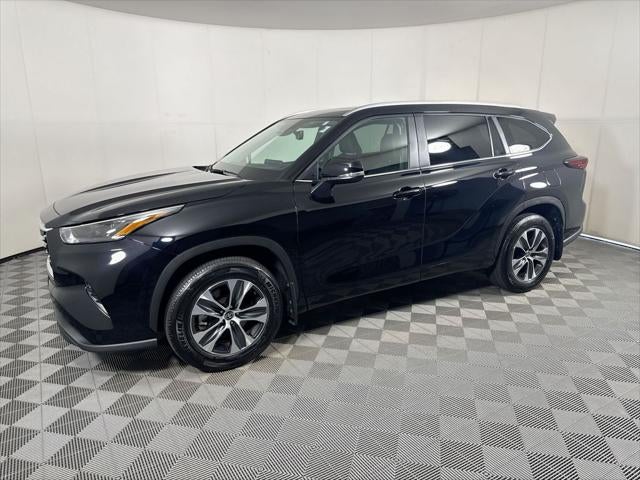 2025 Toyota Highlander XLE