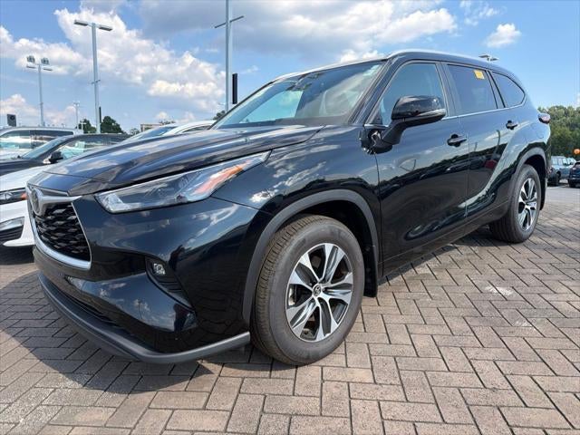 2025 Toyota Highlander XLE
