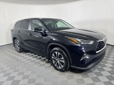 2025 Toyota Highlander XLE