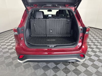 2023 Toyota Highlander XSE