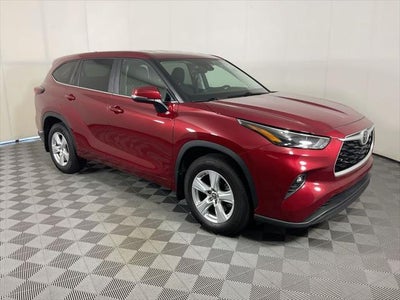 2024 Toyota Highlander LE