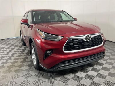 2024 Toyota Highlander LE