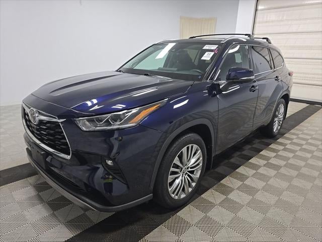 2024 Toyota Highlander Platinum