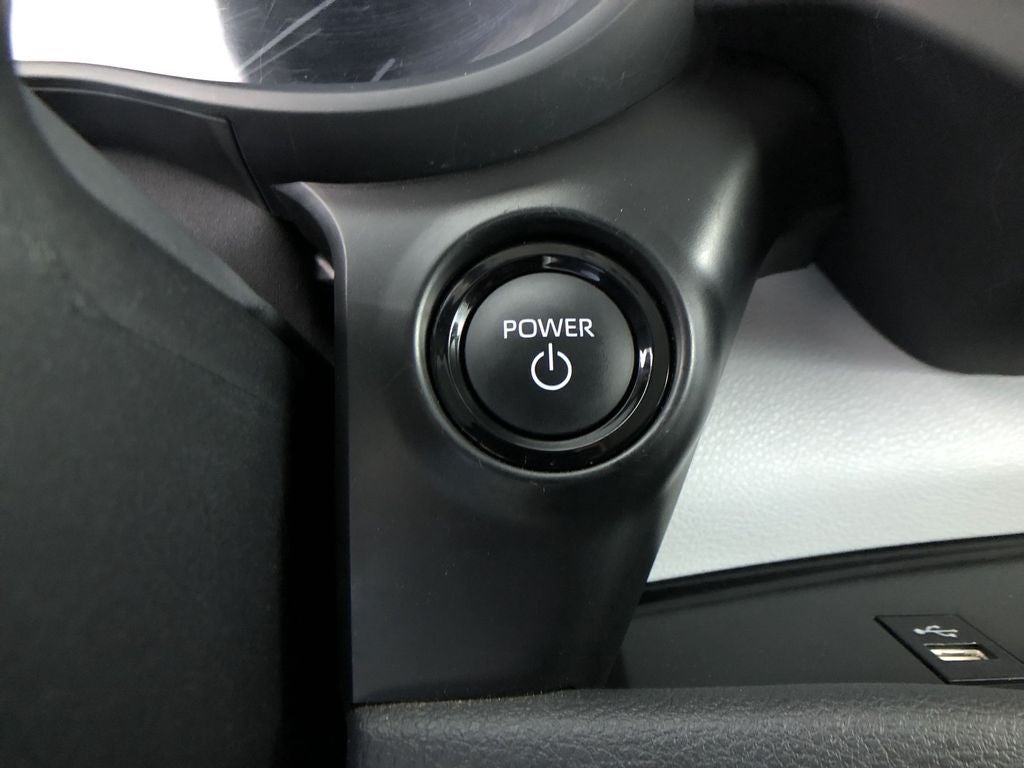2026 Toyota Sienna LE 8 Passenger